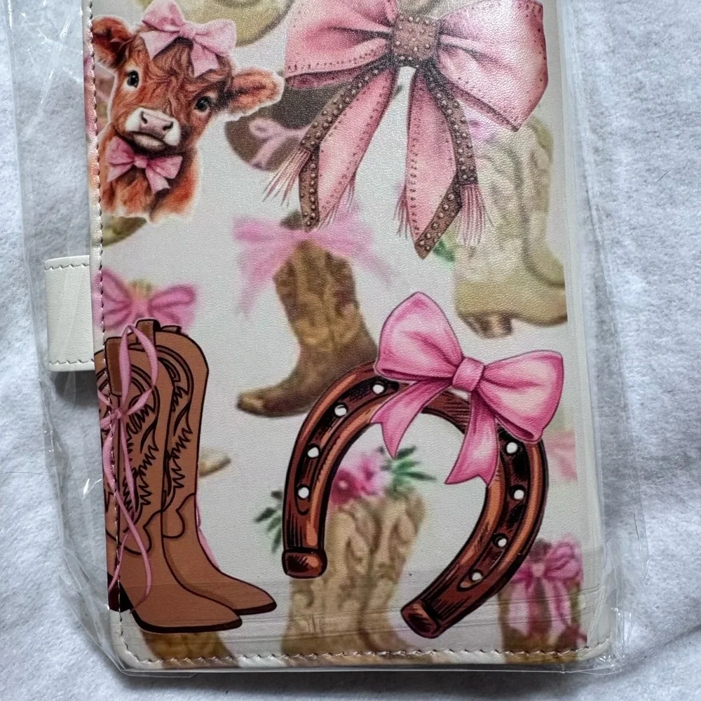 Western-Themed Binder with Pink and White Accents